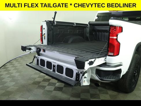 Used 2024 Chevrolet Silverado 2500 LT w/ Z71 Sport Edition AWD/4WD image 11
