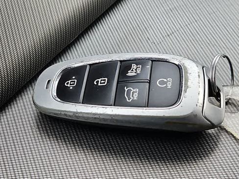 Used 2023 Hyundai Palisade SEL FWD image 28