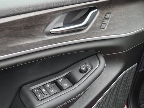 New 2026 Jeep Grand Cherokee Limited Reserve image 13