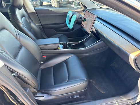 Used 2019 Tesla Model 3 Standard Range Plus image 13
