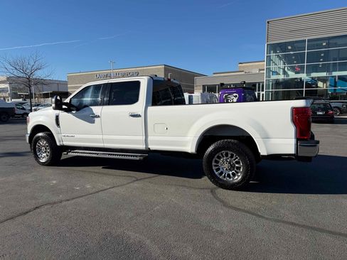 Used 2020 Ford F350 Lariat w/ Lariat Ultimate Package image 3