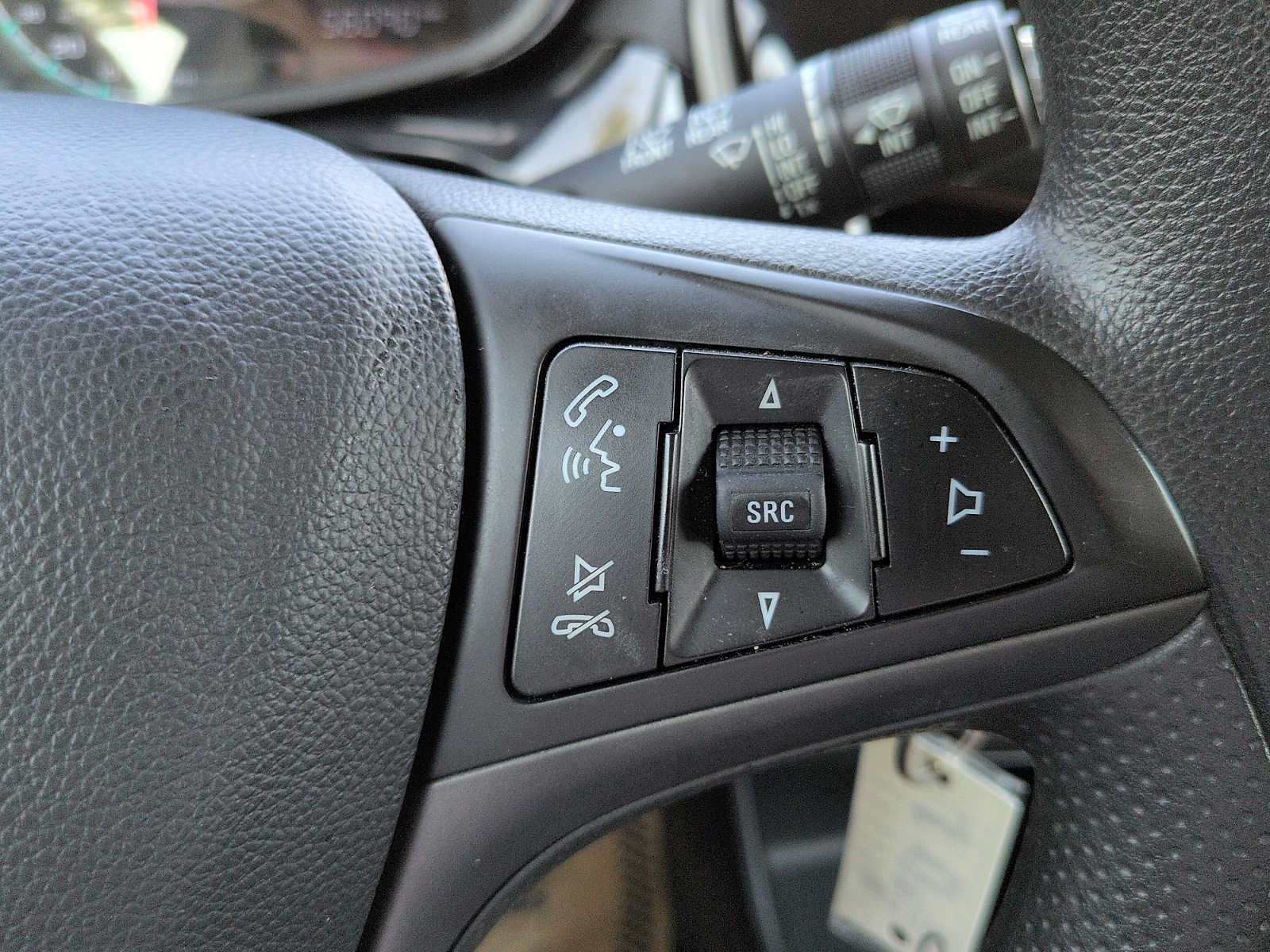 Used 2022 Chevrolet Spark LT FWD image 16