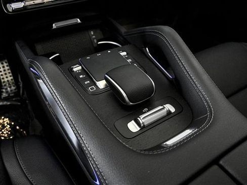 Certified 2025 Mercedes-Benz GLS 450 4MATIC image 15