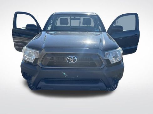 Used 2014 Toyota Tacoma 4x4 Regular Cab image 24