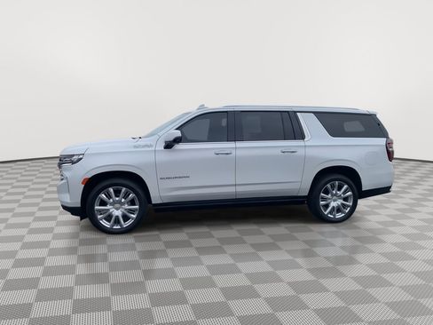 Used 2023 Chevrolet Suburban High Country w/ Premium Package 2 image 5