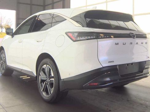 Used 2025 Nissan Murano SL AWD/4WD image 6