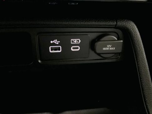 Used 2023 Honda Pilot LX image 27