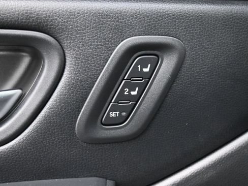 Used 2024 Honda Pilot EX-L image 5