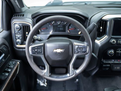 Used 2020 Chevrolet Silverado 2500 LT w/ Z71 Off-Road Package AWD/4WD image 9
