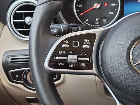 Certified 2022 Mercedes-Benz GLC 300 image 28