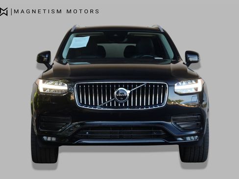 Used 2021 Volvo XC90 T6 Momentum w/ Protection Package Premier AWD/4WD image 5