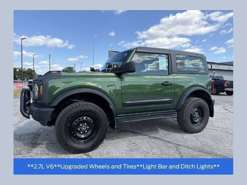 Certified 2022 Ford Bronco 2-Door AWD/4WD image 1