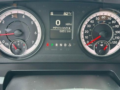 Used 2022 RAM 1500 Classic SLT image 20