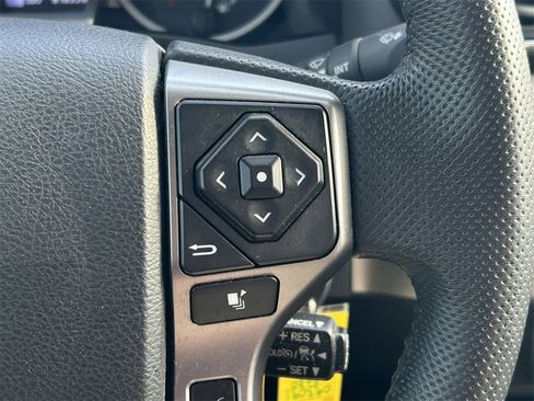 Used 2020 Toyota Tacoma SR5 image 36