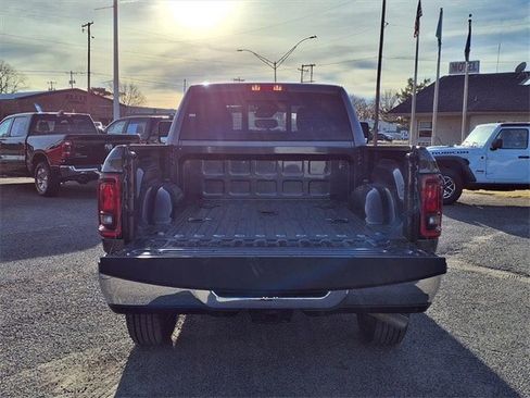 Used 2025 RAM 2500 Tradesman image 18