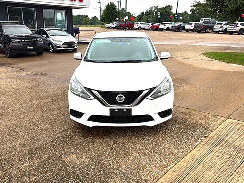 Used 2017 Nissan Sentra S FWD image 3