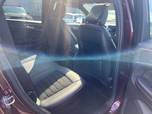 Used 2024 Ford Edge ST-Line AWD/4WD image 49