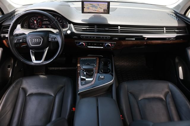 Used 2018 Audi Q7 3.0T Prestige w/ Prestige Package AWD/4WD image 2