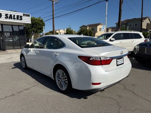 Used 2013 Lexus ES 350 w/ Luxury Pkg & Navigation w/ Luxury Pkg FWD image 6