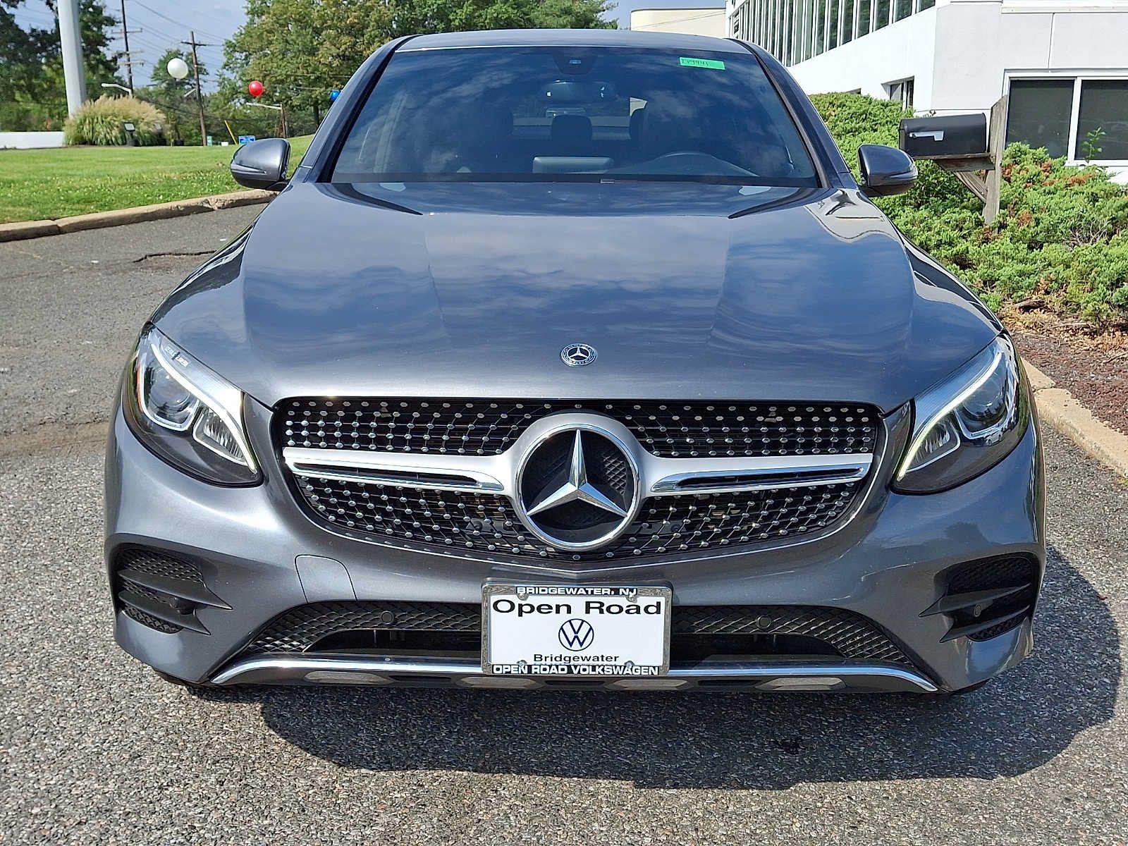 Used 2019 Mercedes-Benz GLC 300 4MATIC Coupe image 2