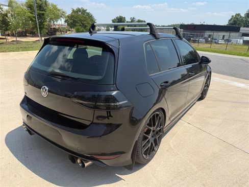 Used 2017 Volkswagen Golf 4-Door AWD/4WD image 7