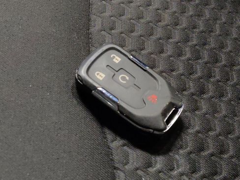 Used 2018 GMC Terrain SLE w/ Driver Convenience Package image 32