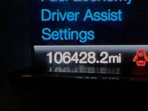 Used 2018 Ford Explorer Limited w/ Ford Safe & Smart Package image 13