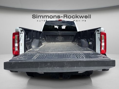 Used 2024 Ford F250 XLT AWD/4WD image 8