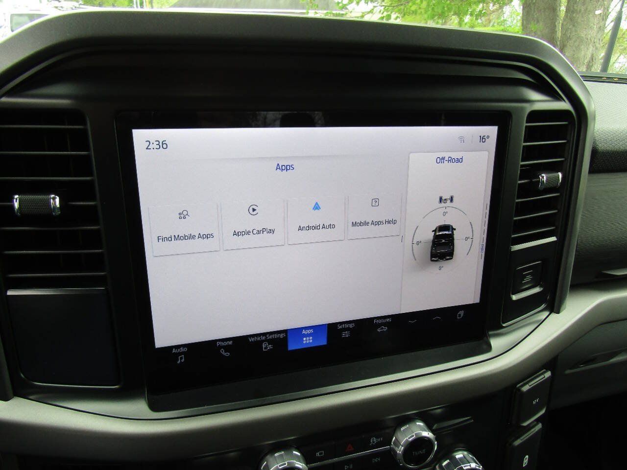 Used 2025 Ford F150 XLT w/ Equipment Group 301A Standard AWD/4WD image 15
