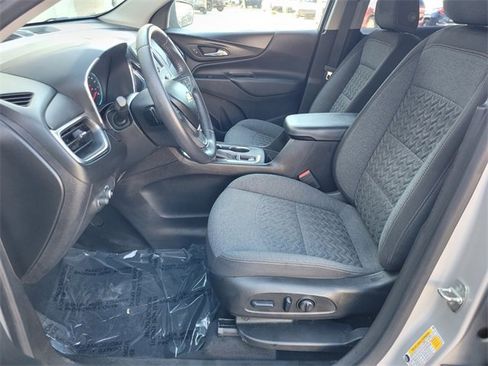 Used 2022 Chevrolet Equinox LT image 4