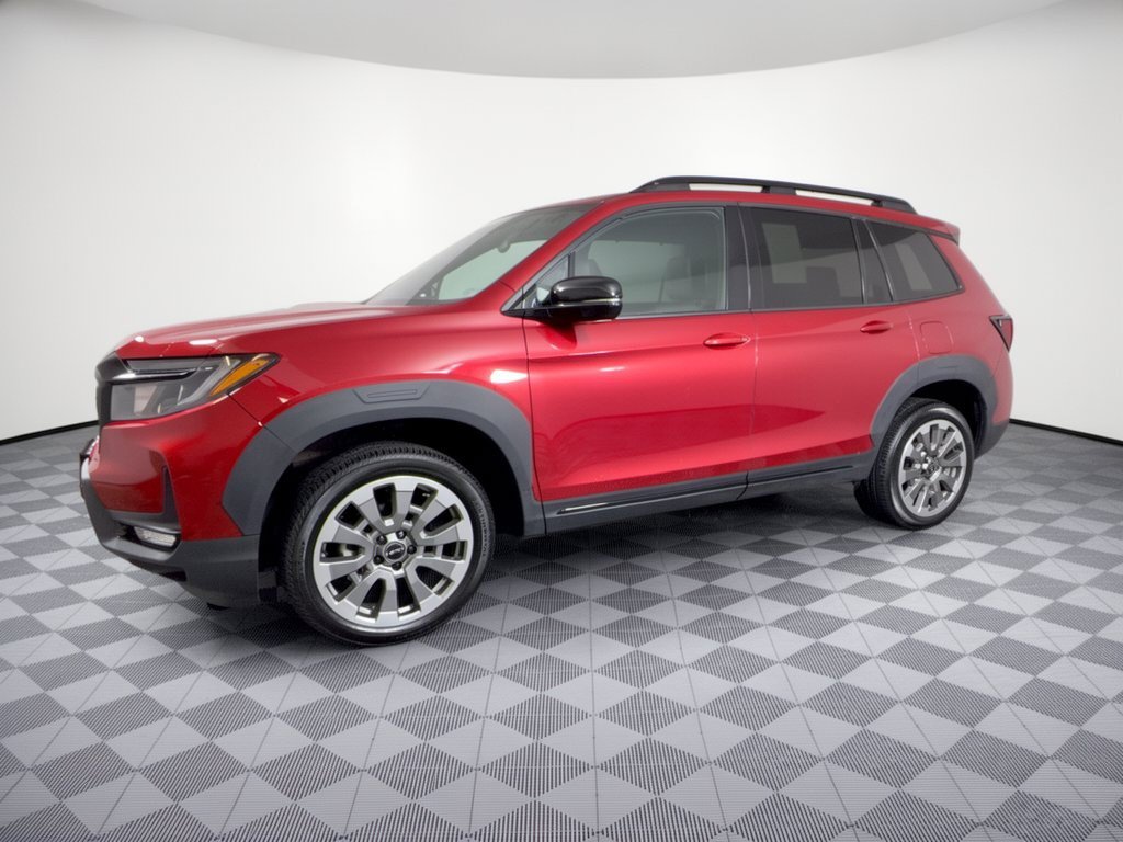 Certified 2024 Honda Passport Black Edition image 2