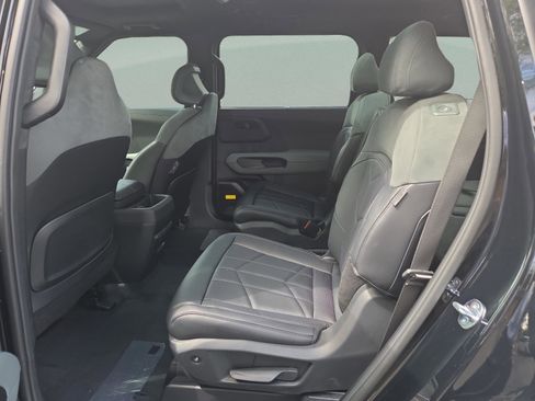New 2027 Kia Telluride X-Line SX Prestige AWD/4WD image 32