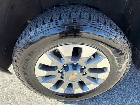 Used 2024 Chevrolet Silverado 2500 LT w/ All Star Edition image 11