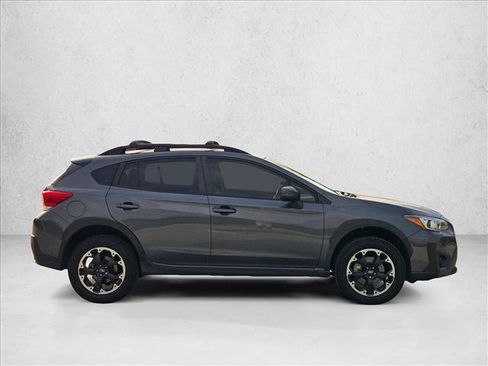 Used 2022 Subaru Crosstrek 2.0i Premium AWD/4WD image 3