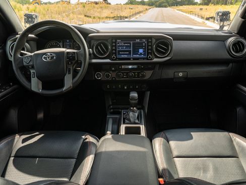 Used 2020 Toyota Tacoma TRD Pro AWD/4WD image 22