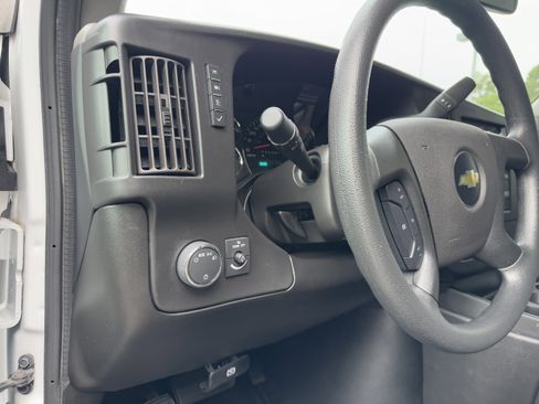 Used 2024 Chevrolet Express 2500 w/ Driver Convenience Package image 42