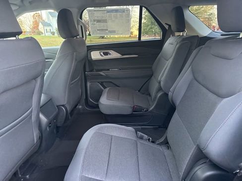 New 2026 Ford Explorer Active image 22