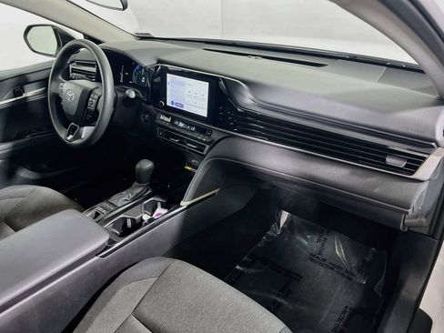 Used 2025 Toyota Camry LE FWD image 24