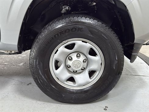 Certified 2023 Toyota Tacoma SR image 21