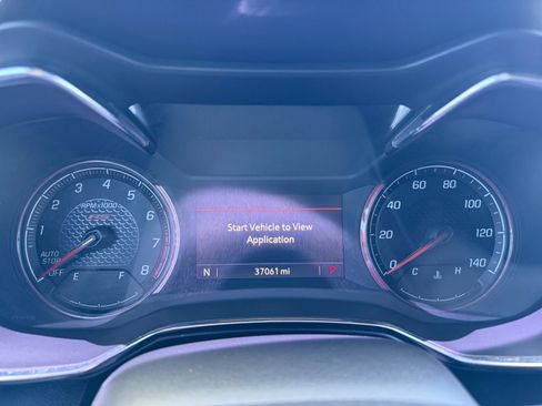 Used 2023 Chevrolet TrailBlazer RS w/ Sun and Liftgate Package AWD/4WD image 13