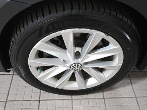 Used 2017 Volkswagen Golf Alltrack S AWD/4WD image 17