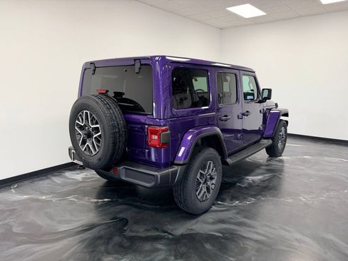 New 2026 Jeep Wrangler Unlimited Sahara AWD/4WD image 20