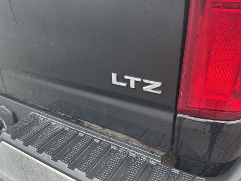 Used 2022 Chevrolet Silverado 2500 LTZ w/ Gooseneck/5TH Wheel Package image 5