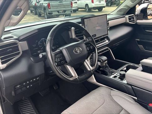 Used 2022 Toyota Tundra Limited AWD/4WD image 18