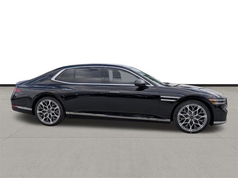 New 2026 Genesis G90 3.5T image 4