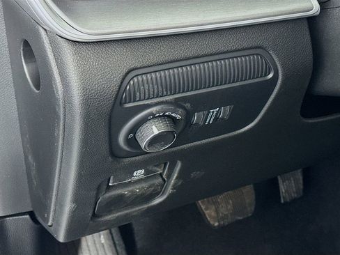 New 2026 Jeep Grand Wagoneer Limited w/ Premium Group II AWD/4WD image 10