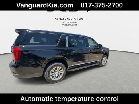 Used 2025 GMC Yukon XL Denali AWD/4WD image 9
