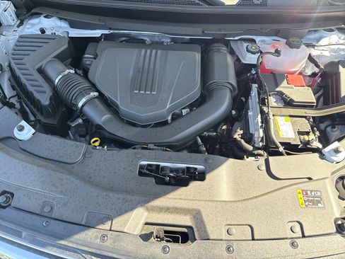 New 2026 Chevrolet Traverse LT FWD image 19
