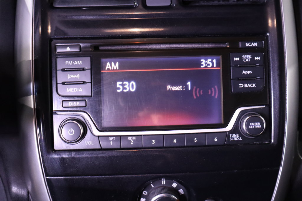 Used 2016 Nissan Versa Note SV FWD image 23
