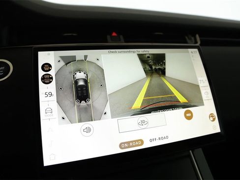 New 2024 Land Rover Range Rover Evoque Dynamic SE image 13